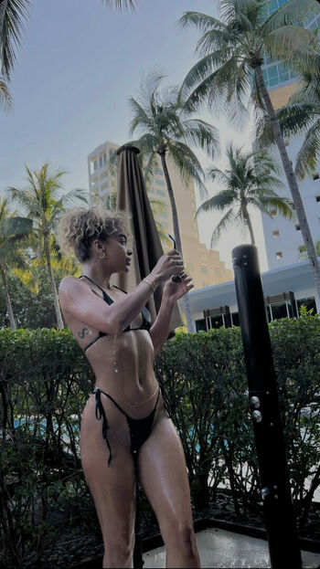Jasmine Sanders