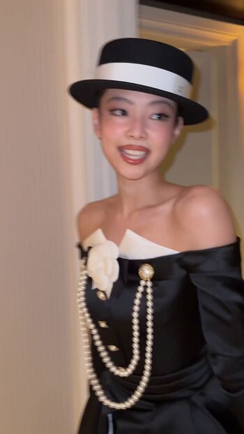 Jennie | BLΛƆKPIИK
