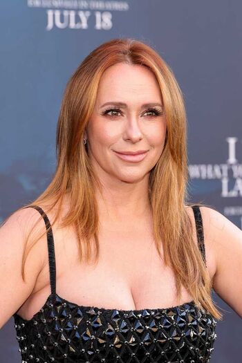 Jennifer Love Hewitt