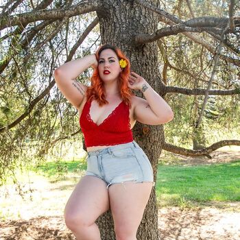 Jenny Glamazon