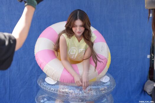 Jeon Somi