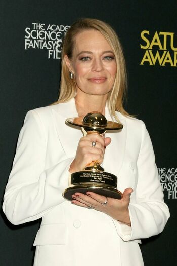 Jeri Ryan