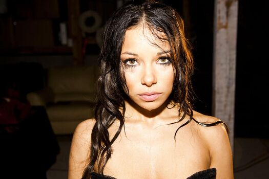 Jessica Parker Kennedy
