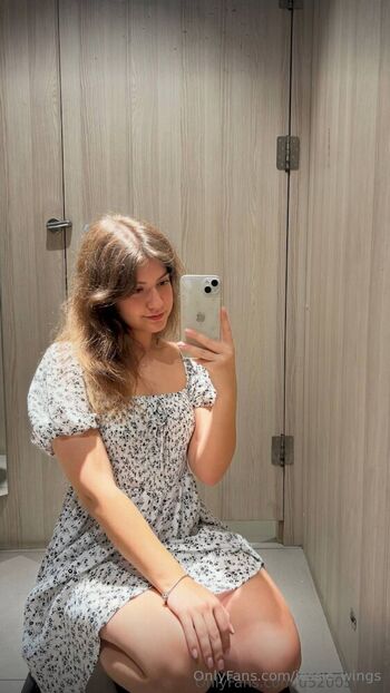 jessie_wings