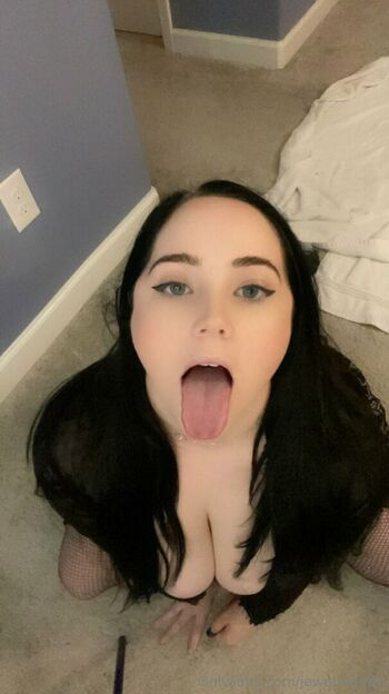 jewelmegan