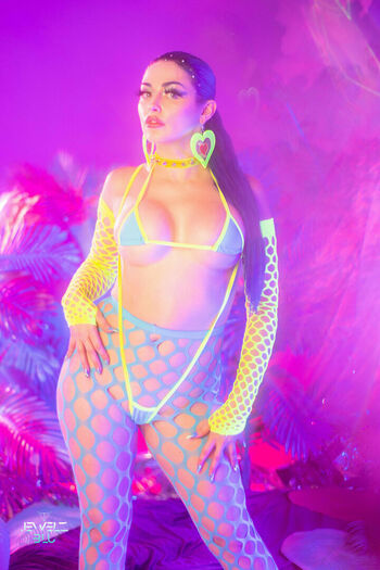 jewelzblu