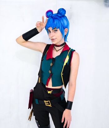 Jhen Cosplay
