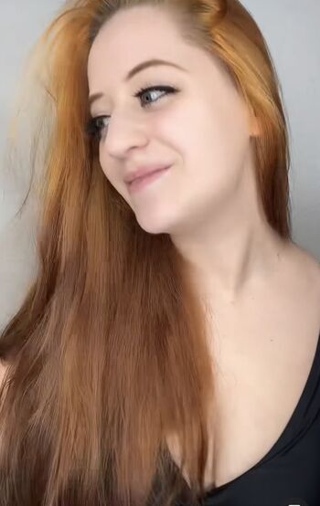 Joana Headbang
