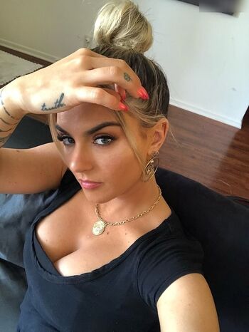 Joanna Levesque