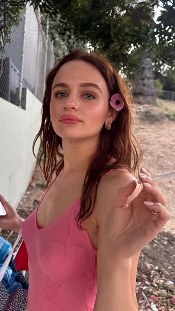 Joey King