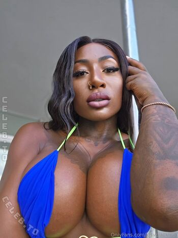 Josy Black