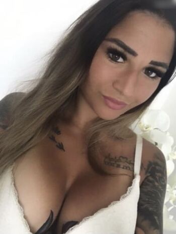Juicy Jasmin