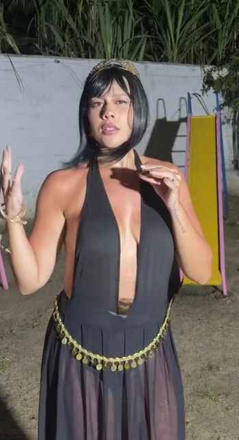 Julia Alvarenga