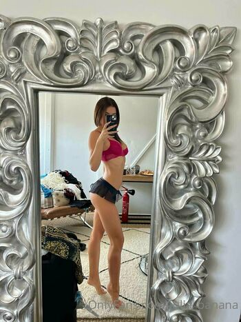 julia_banana
