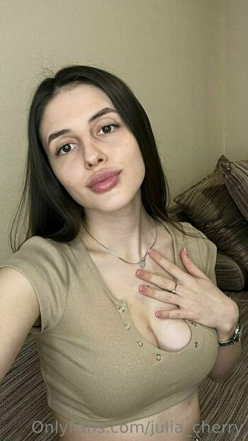 julia_cherry