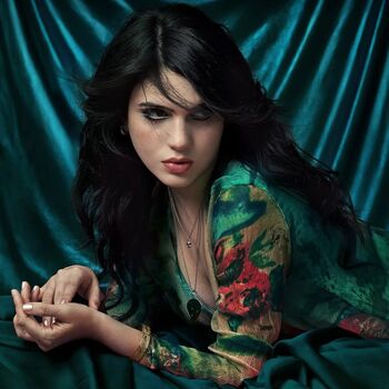 Julia Cumming (Sunflower Bean Singer/Bassist)