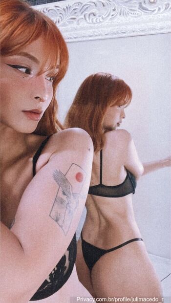 Julia Macedo