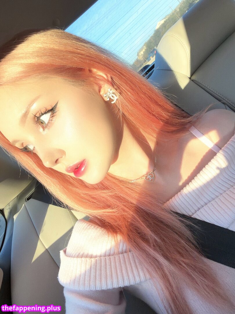 Julia Majch | Shieru