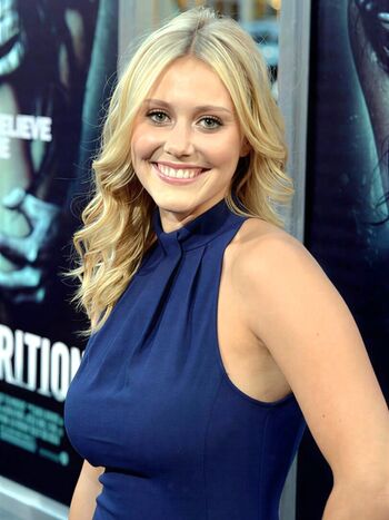 Julianna Guill