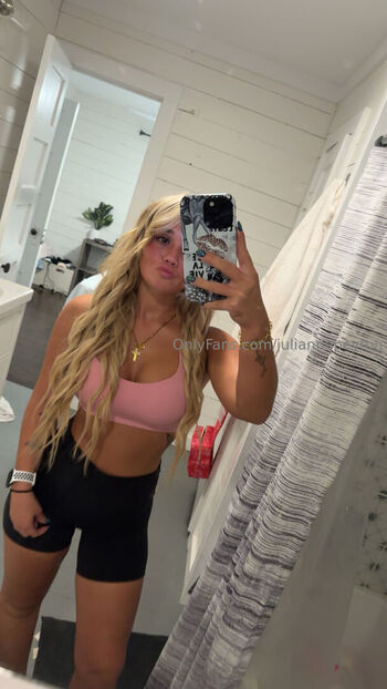 juliannapeyton