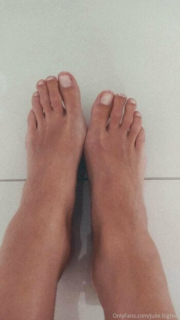 julie.bigfeet