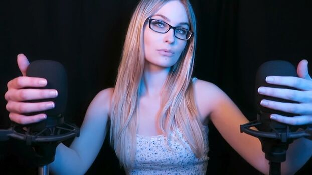 Juliet Says ASMR