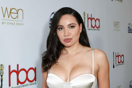 Jurnee Smollett