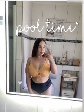 just.a.gamergirl