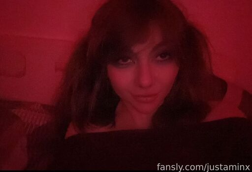 JustaMinx