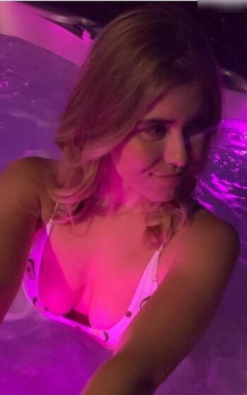 JustBecci / beccisplayground