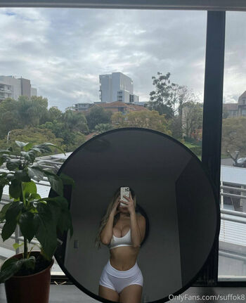 k8lyn096x