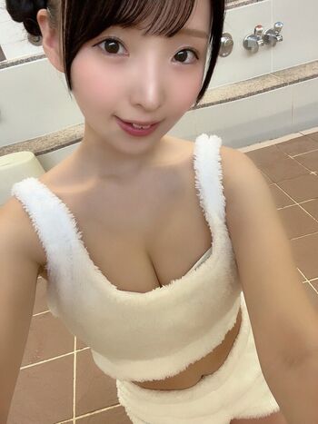 Kaho Kisuo 来生かほ