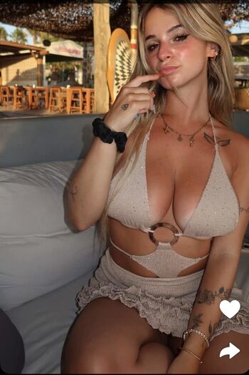 Kaitlyn Krems