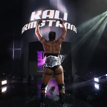 Kali Armstrong WWE