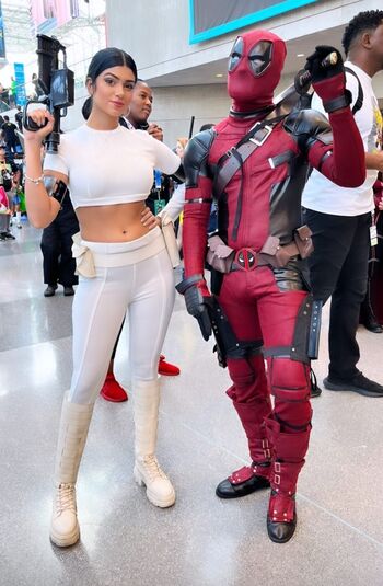 Kami Cosplayer
