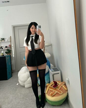 Kang Hee Yoon