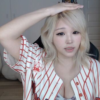 Kang Hee Yoon