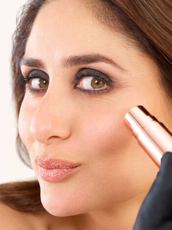 Kareena Kapoor KHAN