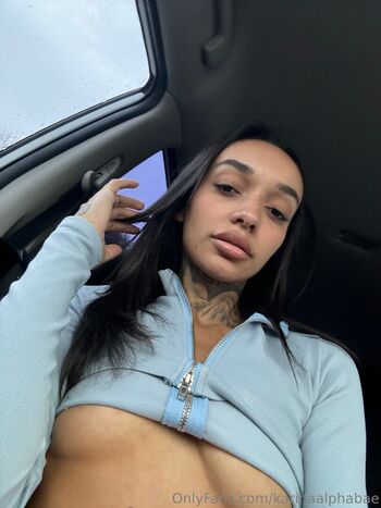 karinaalphabae