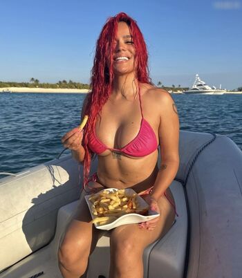 KAROL G