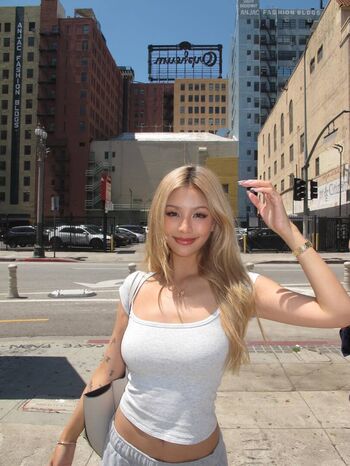 Kathy Zheng
