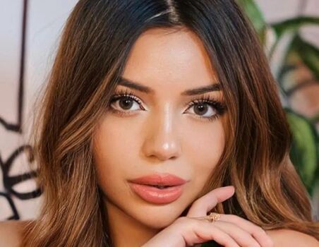 Katiana Kay