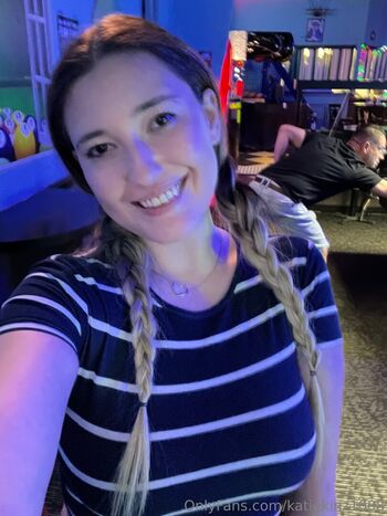 katiekinz1008