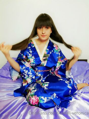 kawaii-veronica