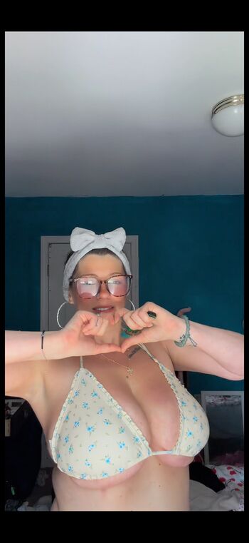 Kaybrookew