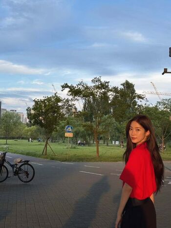 Kazuha Nakamura 中村 一葉