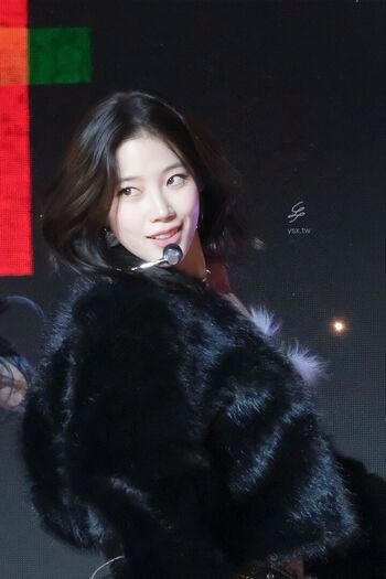 Kazuha Nakamura 中村 一葉