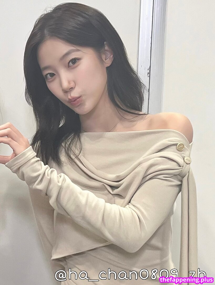 Kazuha Nakamura 中村 一葉