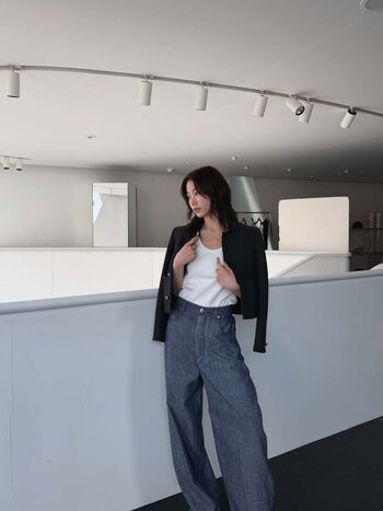 Kazuha Nakamura 中村 一葉 | LESSERAFIM