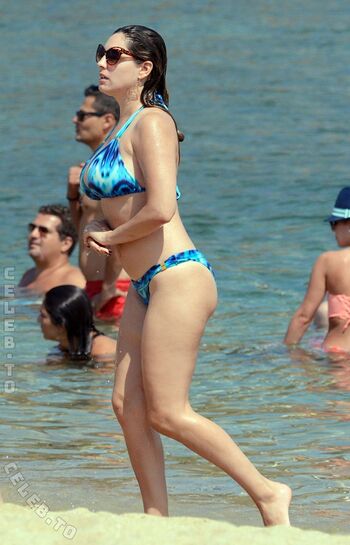 Kelly Brook